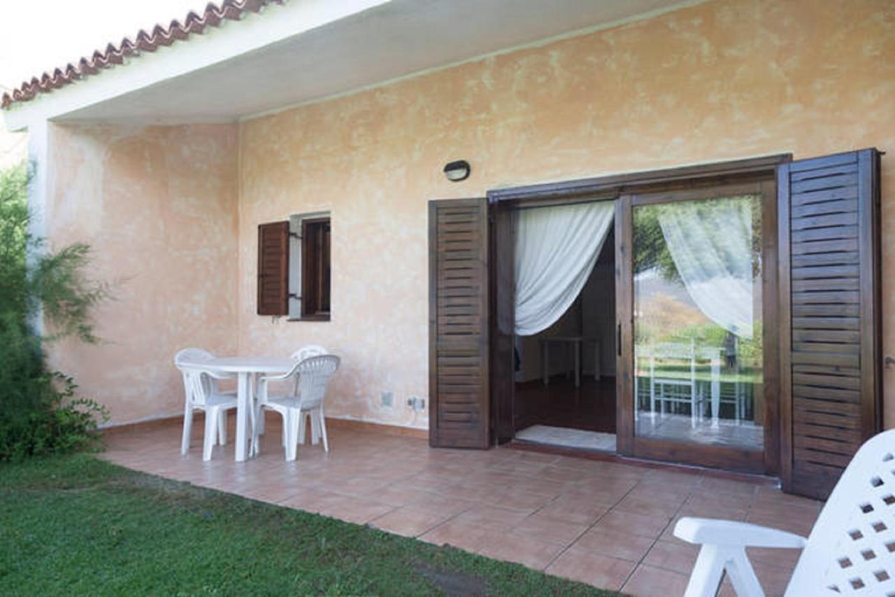 Residenza Costasmeraldina Porto Rotondo Exterior foto